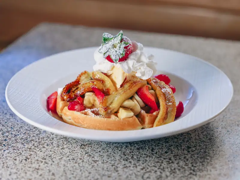 Fresh strawberries, bananas, vanilla ice cream, whipped cream & chocolate syrup.